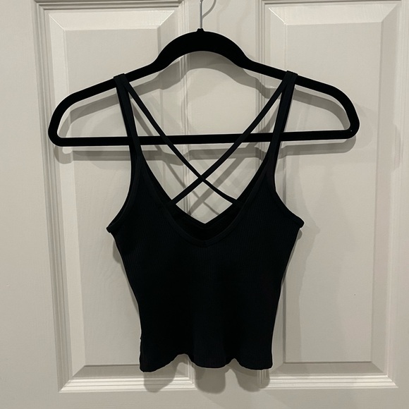 Vuori Rib Crop Tank - Picture 4 of 4